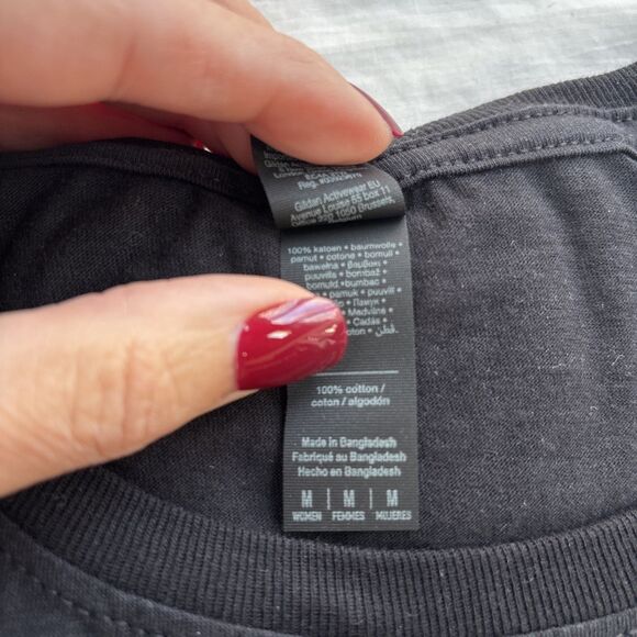 Gildan Black SS T-shirt Frog in Hammock Flowers Nature Leaves Size M - Picture 6 of 6